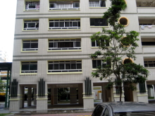 Blk 240 Pasir Ris Street 21 (Pasir Ris), HDB Executive #133182